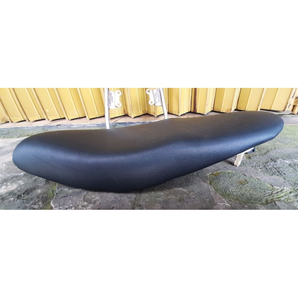 JOK MIO SPORTY TREPES DAN BEHEL Classic (Bekas Cukup Baik)