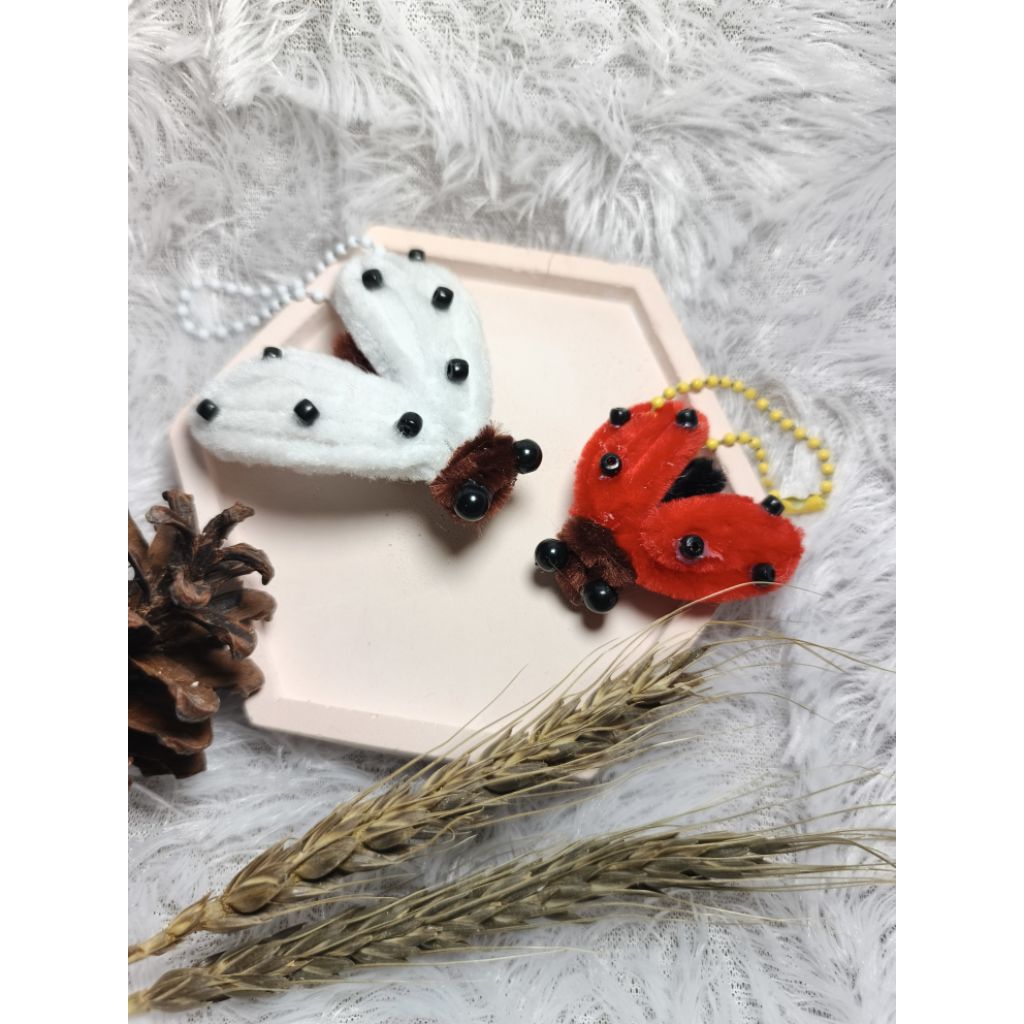 Ganci Murah, Ganci lucu, Ganci karakter Gantungan Kunci Kumbang Kawat Bulu ukuran Sedang