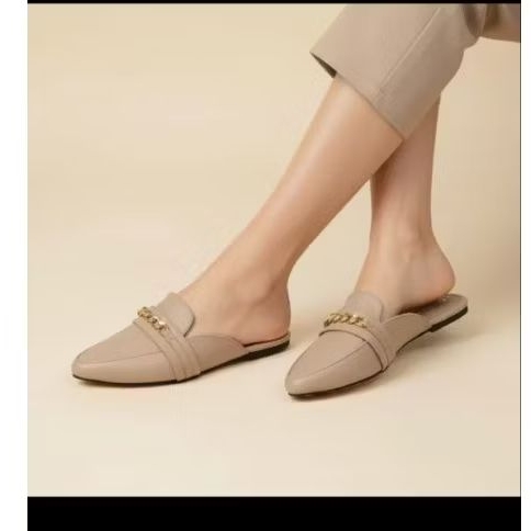 Sandal Mules Jumbo BEST SELLER (Kode: Zoyah Cream)