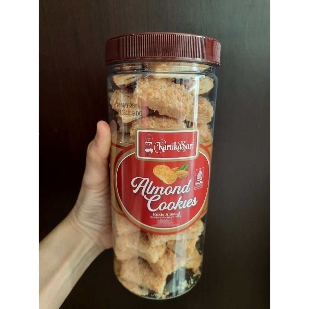 Pastry Almond cookies Kartika sari