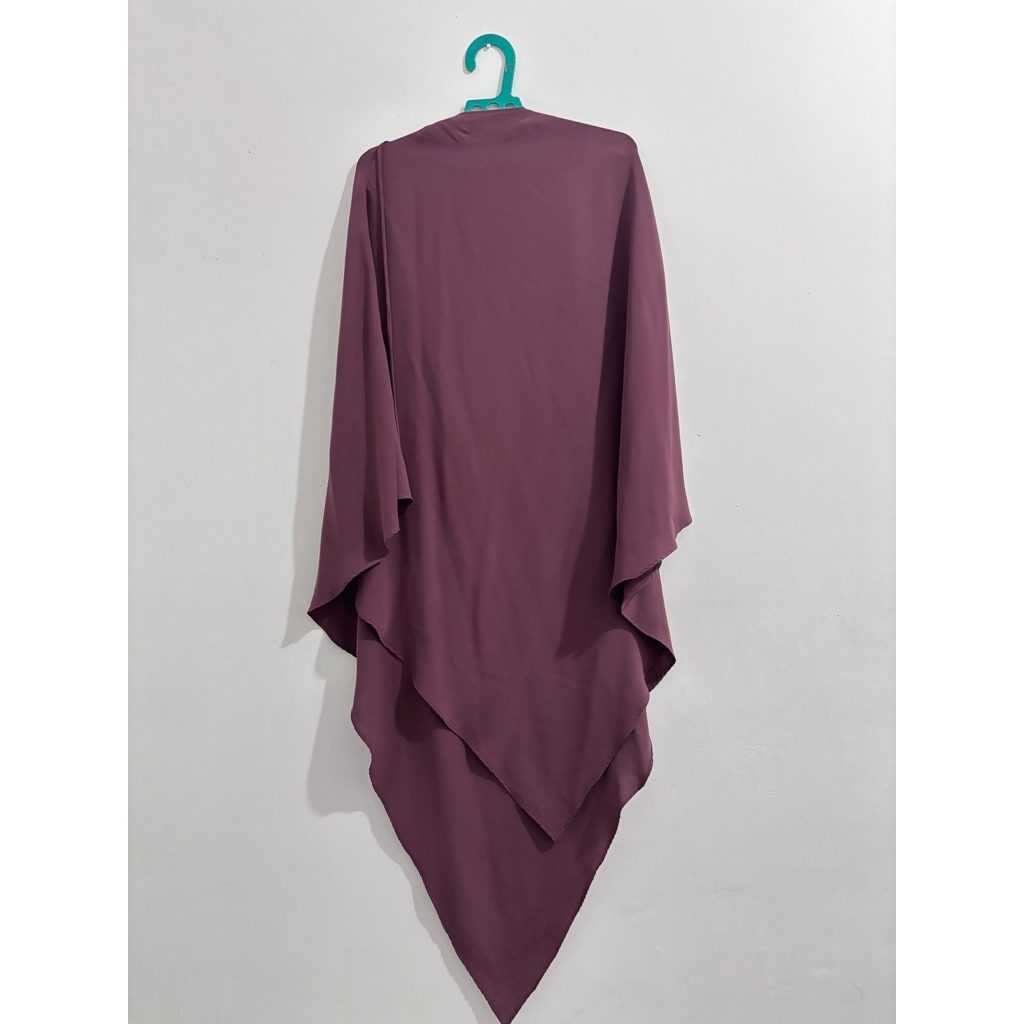 FK Triangle Decorose Aljenna