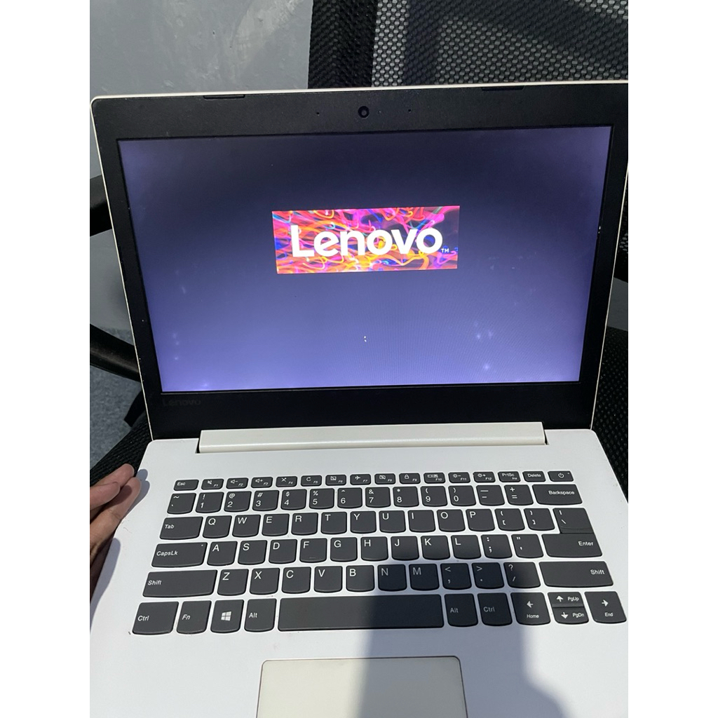 LAPTOP LENOVO I3