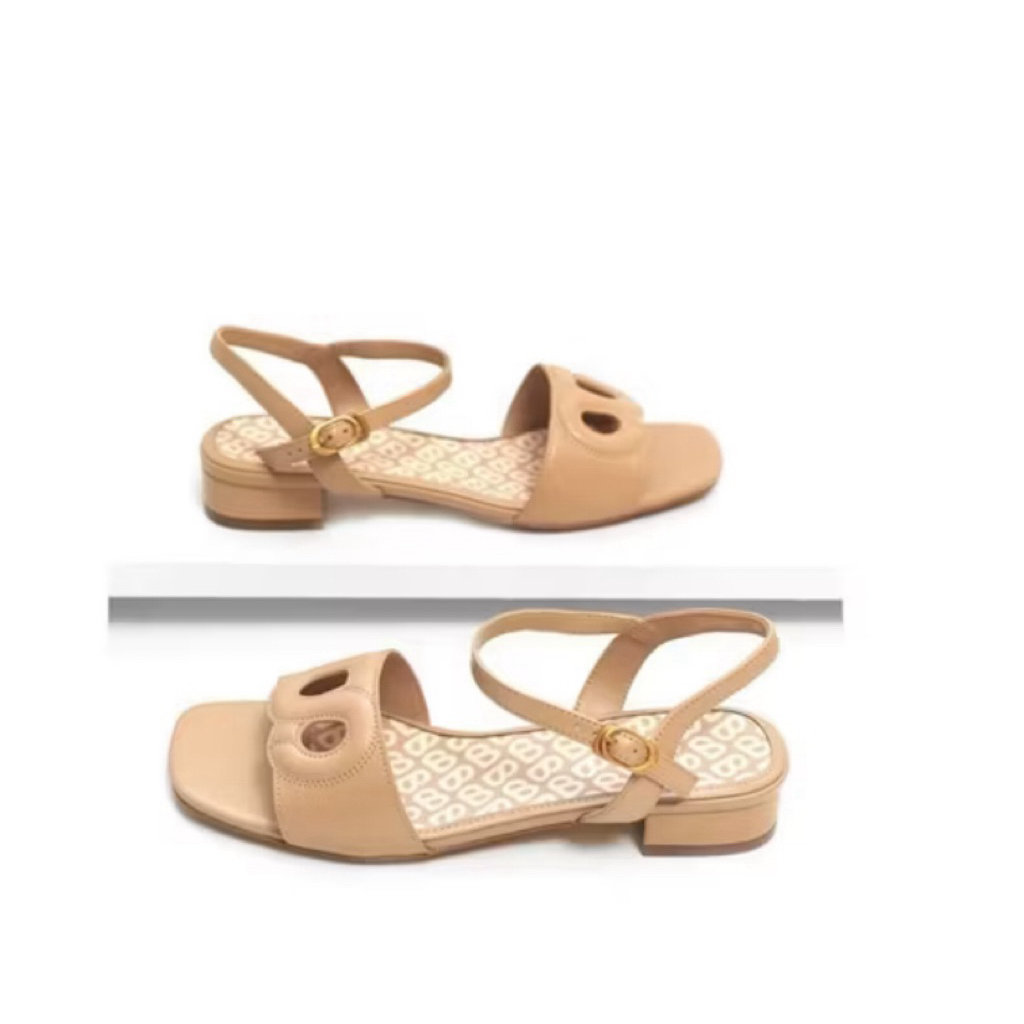 buttonscarves sandal