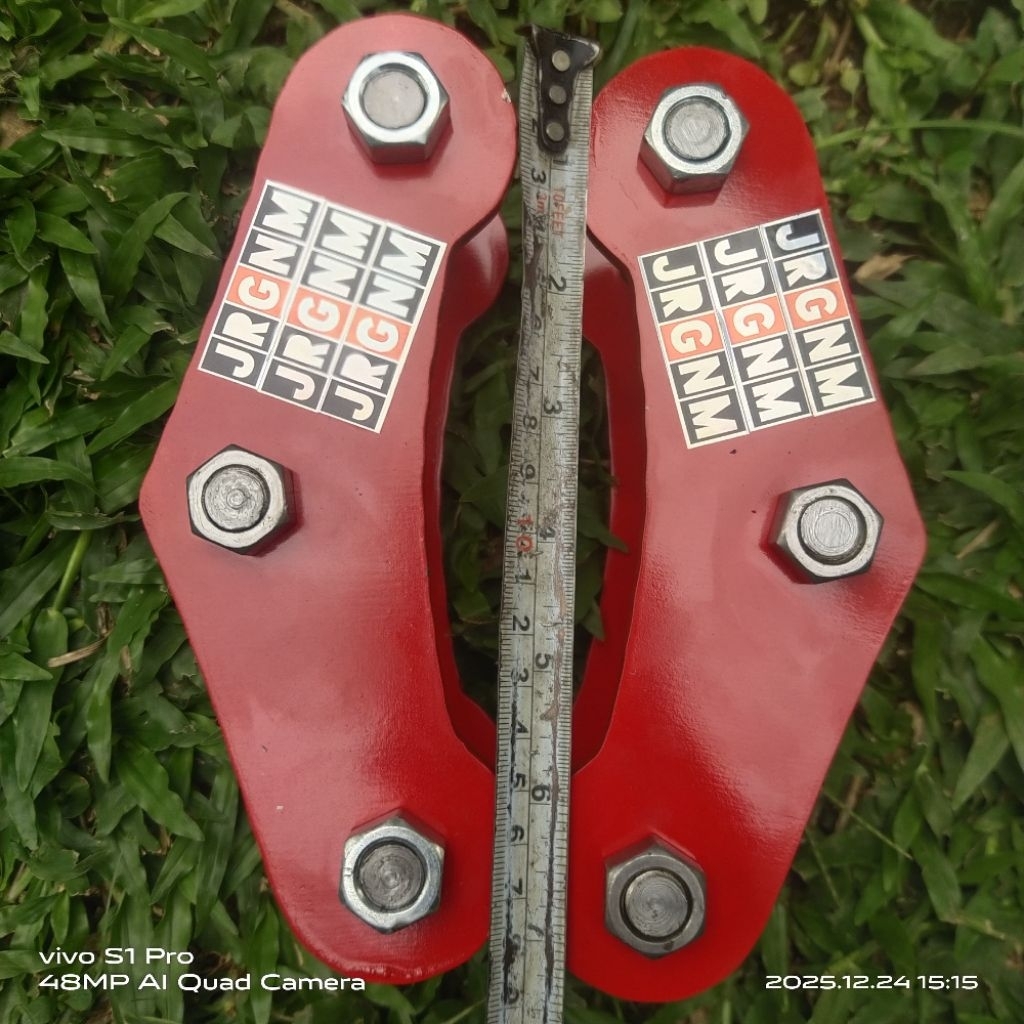 Anting Per Daun 15cm feroza