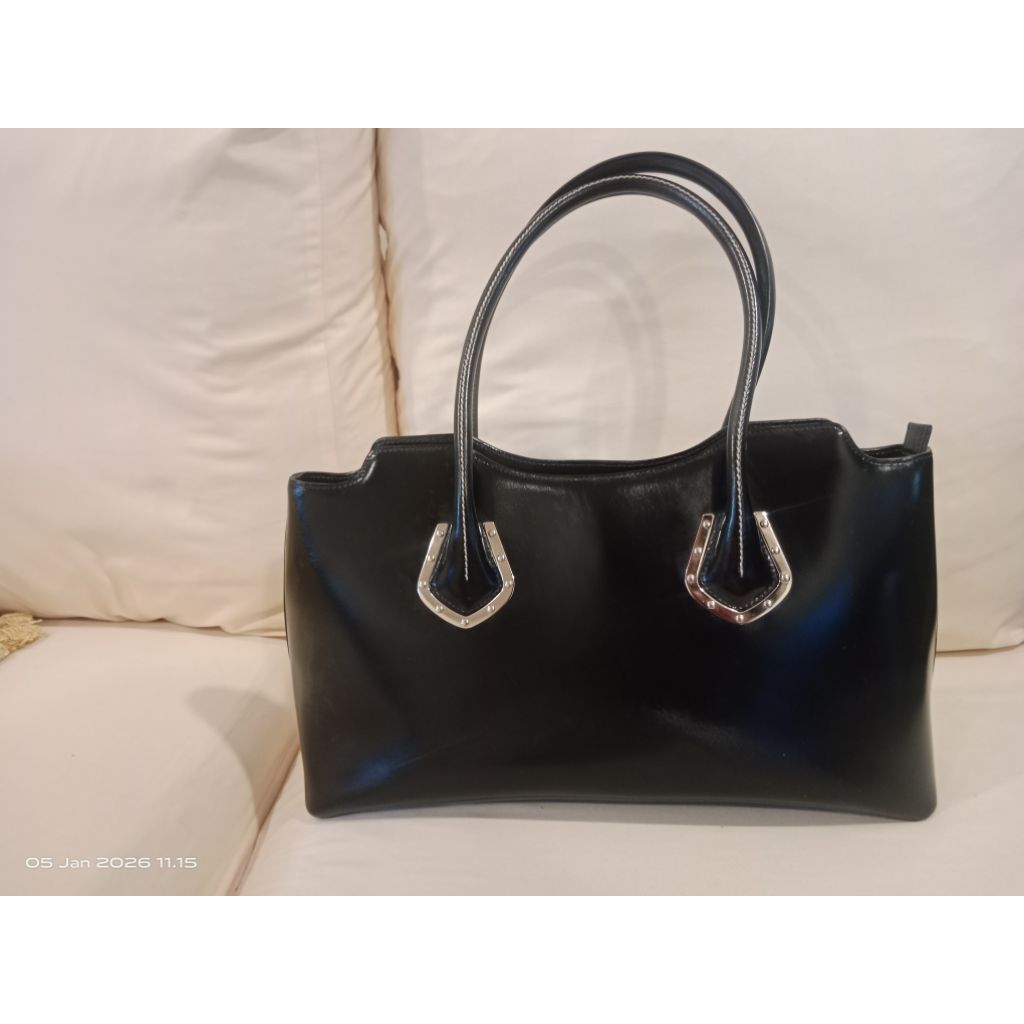 tas Guy Laroche hitam