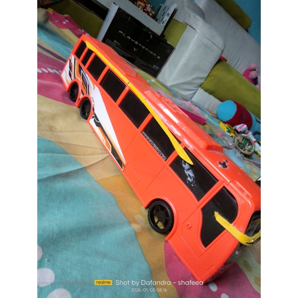 miniatur bus rkc modifikasi tronton