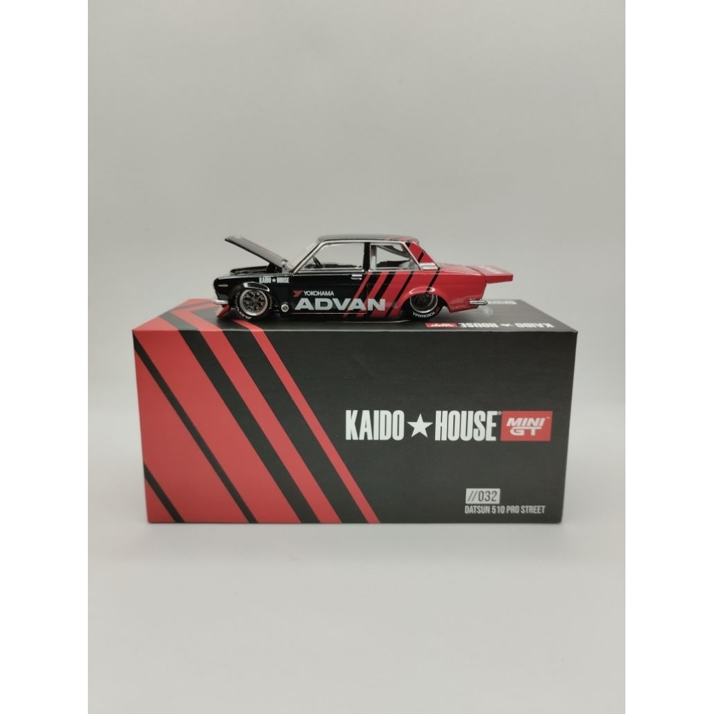Mini GT Datsun 510 Pro Street ADVAN