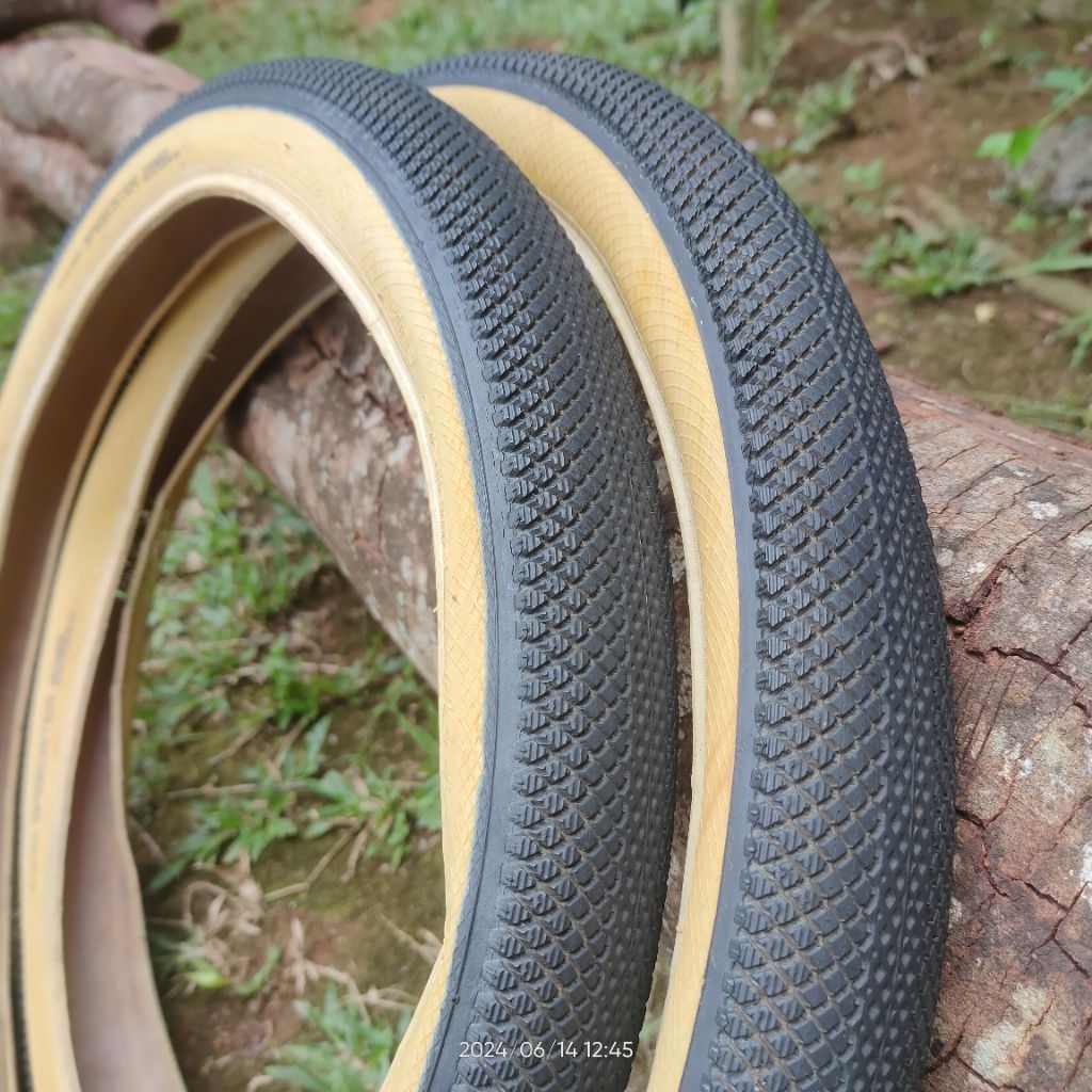 BAN LUAR BMX RACE VEE TIRE SPEEDSTER 20x1.95 KEVLAR SKINWALL