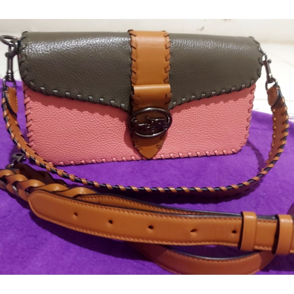 TAS COACH GEORGIE PRELOVED