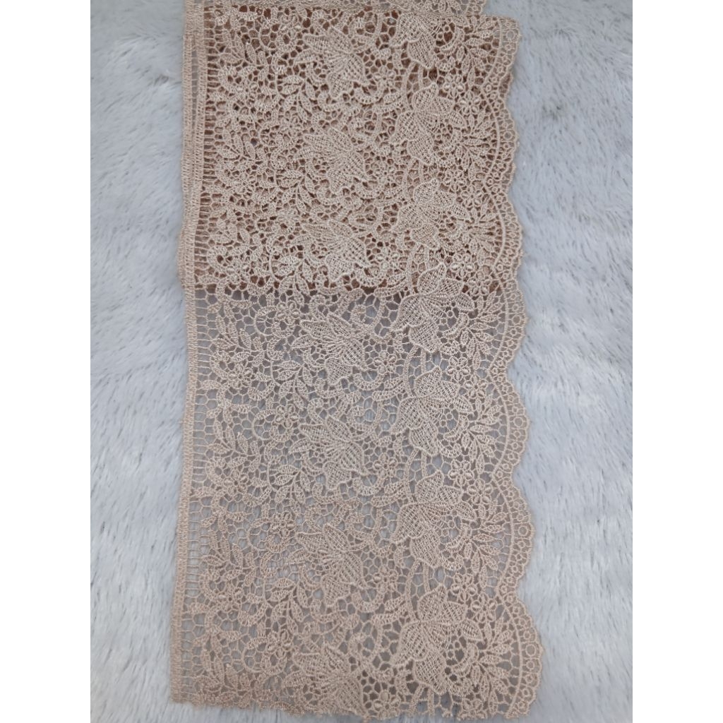 RENDA BORDIR/RENDA LEBAR 20 CM /RENDA MUKENA,RENDA BAJU KEBAYA DLL (harga per 45 cm)