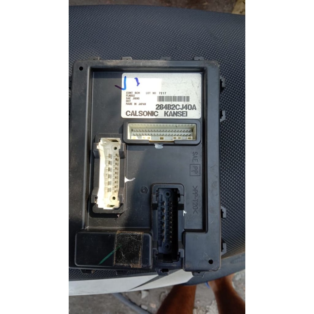 Modul bcm nissan livina L10