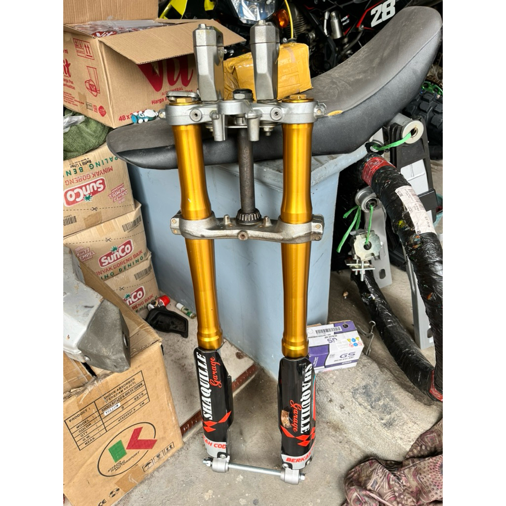 UPSEDOWN KLX SOK DEPAN KLX BF SE EXTREAM GOLD ORI ASLI COPOTAN MOTOR NORMAL MULUS NOMINUS