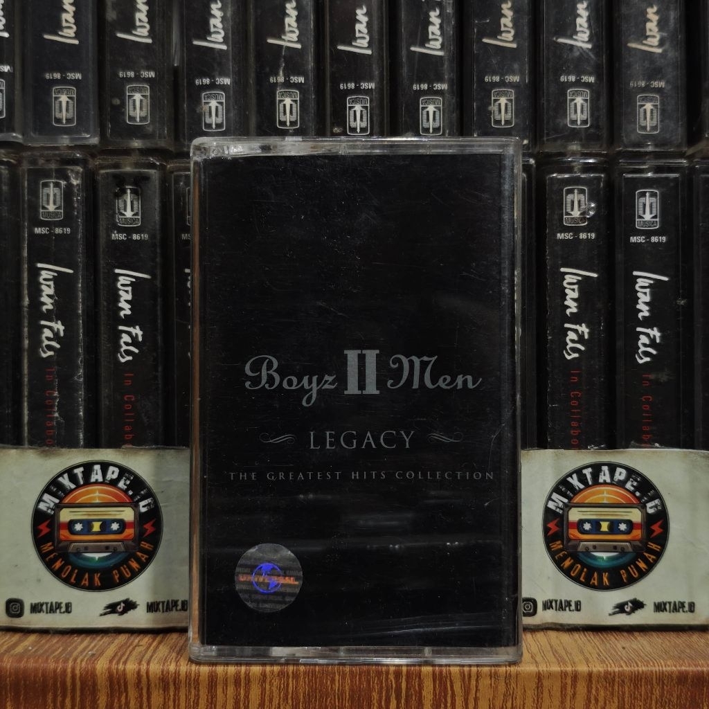 Kaset - Boyz II Men - Legacy - The Greatest Hits - Kaset Pita - Radio Tape - Radio - Pemutar Kaset -