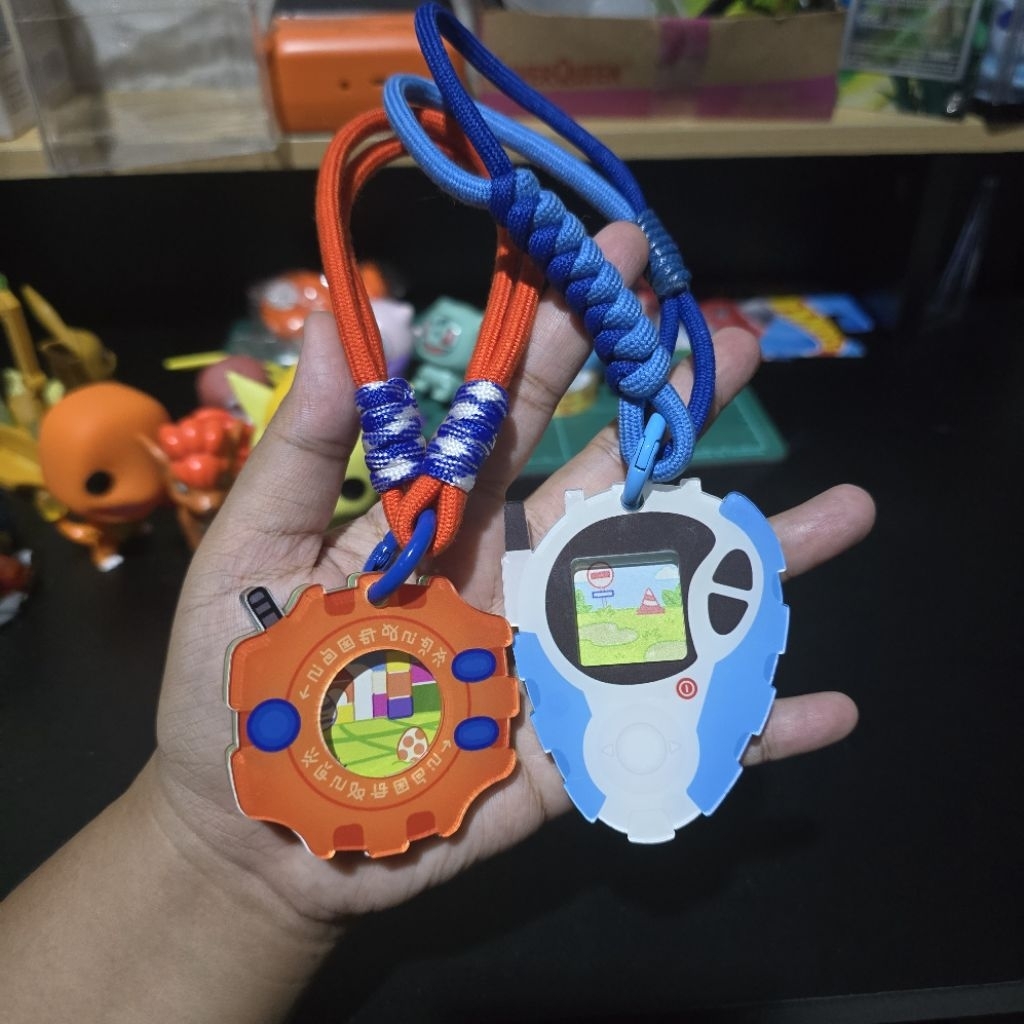 Digimon Merchendise Digivice Shaker & Keychain