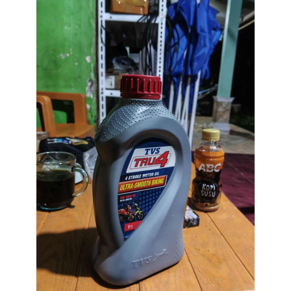 oli mesin original tvs SAE 20W 40