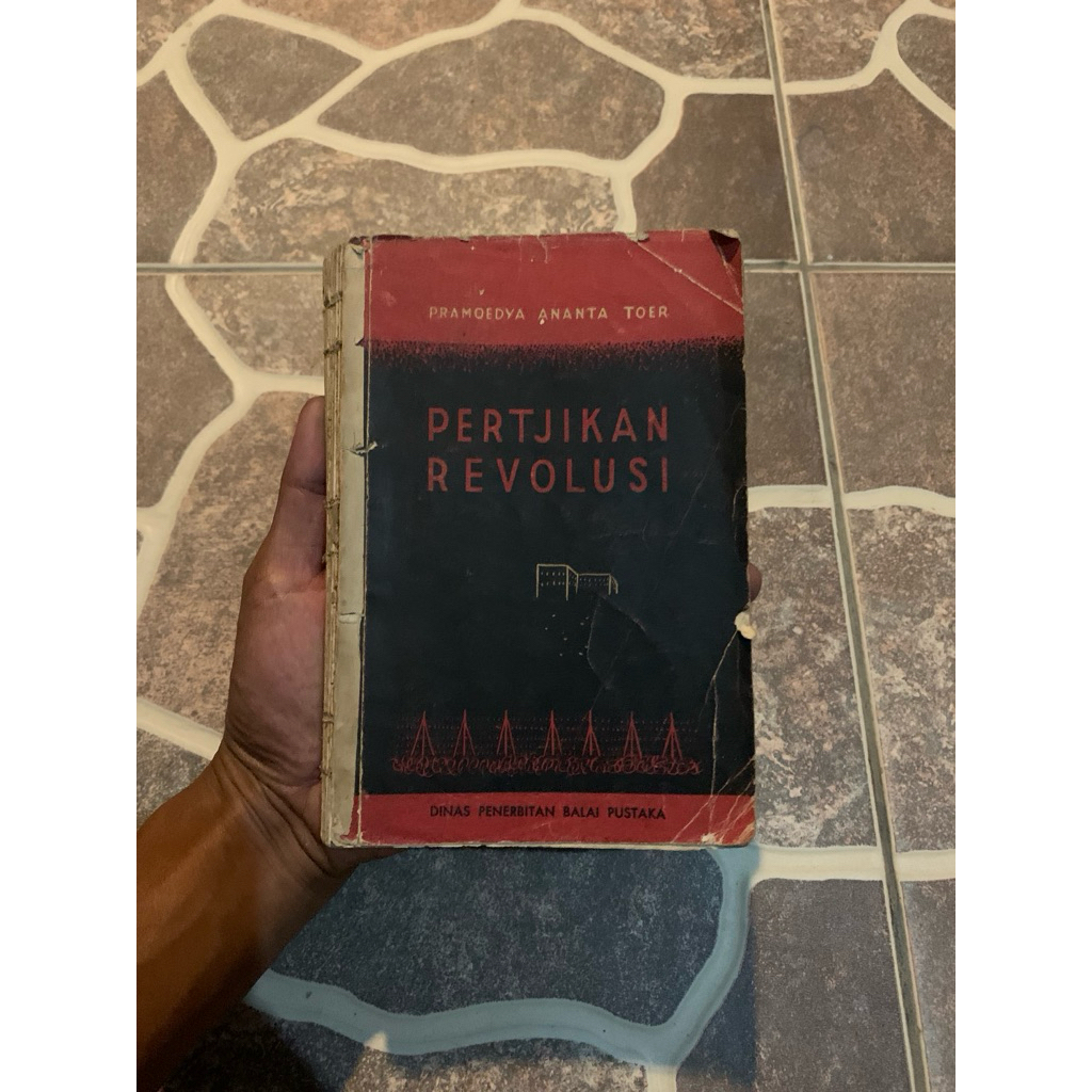 buku pertjikan revolusi - pramoedya ananta toer