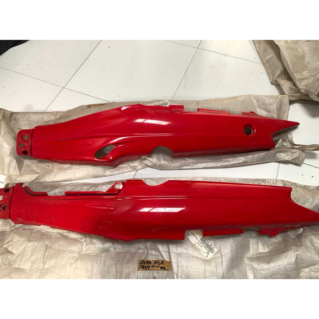 Cover Body Bodi Samping Kanan Kiri Yamah F1ZR F1Z FIZ R Sporty Vega Lama Merah Cabe VRC 4US Original