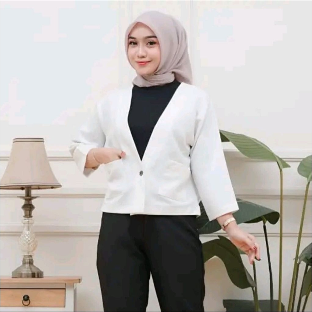 Blazer Wanita Minimalis Korea Putih Premium – Elegant Office Outer Formal Modern