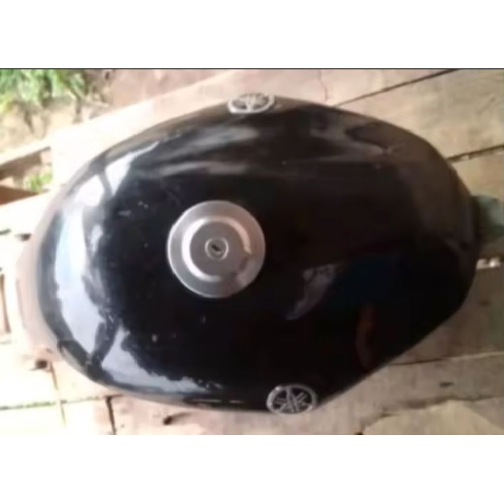 tangki bensin tengki bensin Yamaha Vixion old original lepasan motor