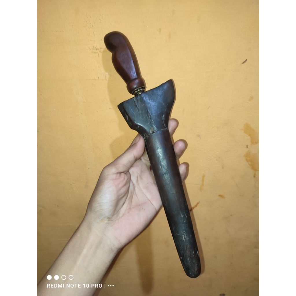 Keris tumbak Nyai sombro pijitan pamor joss