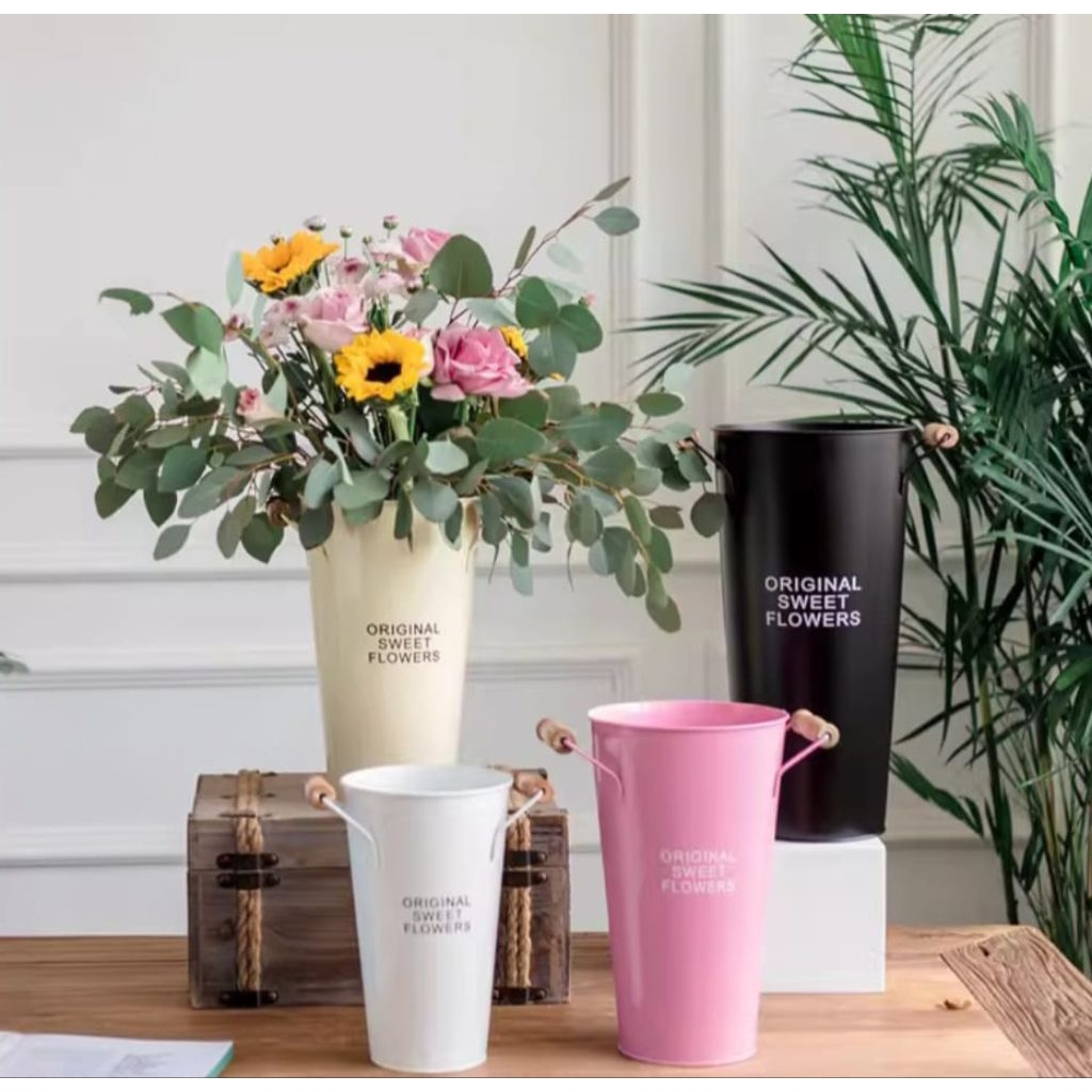 Vas bunga vintage pot aluminium