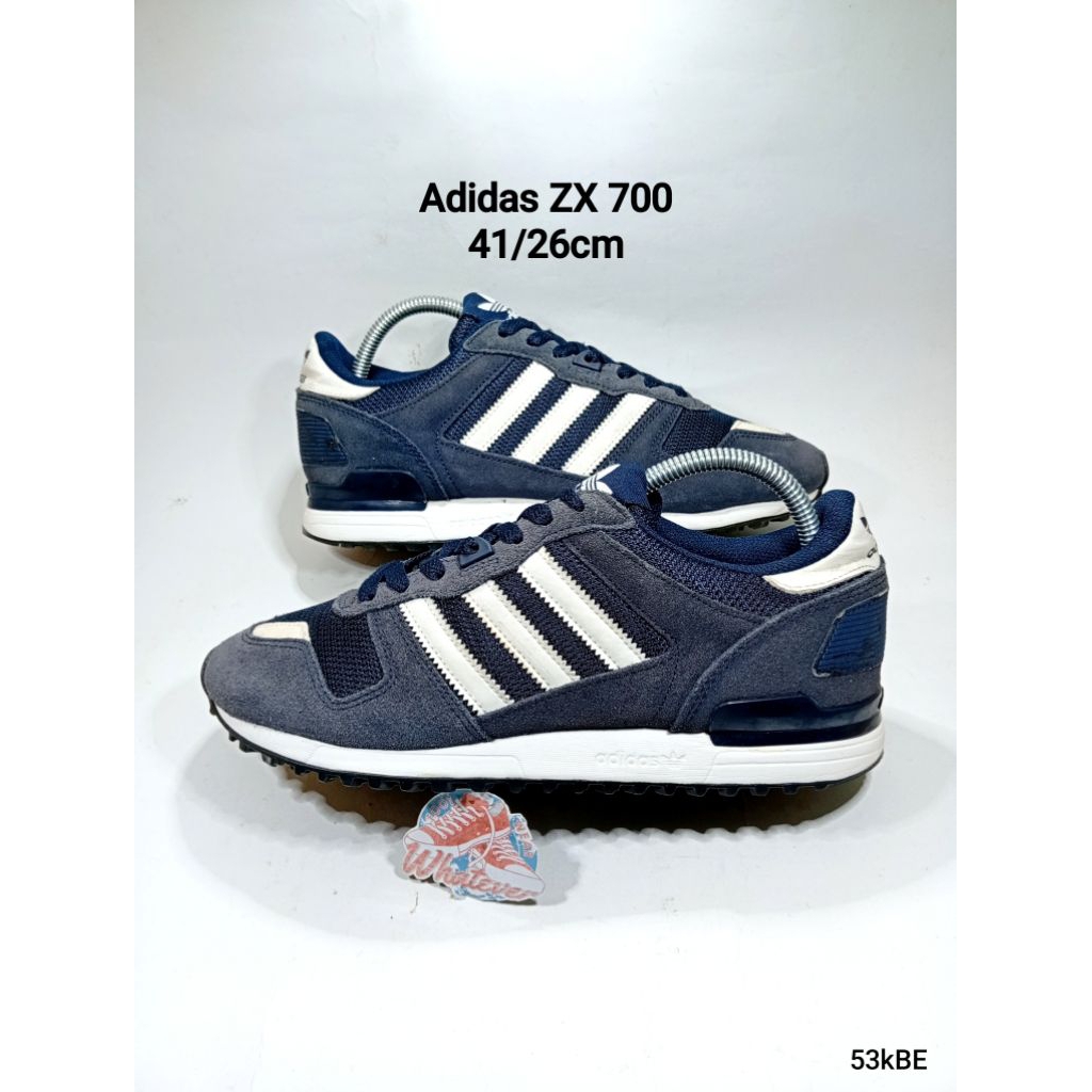 Sepatu second ZX.700