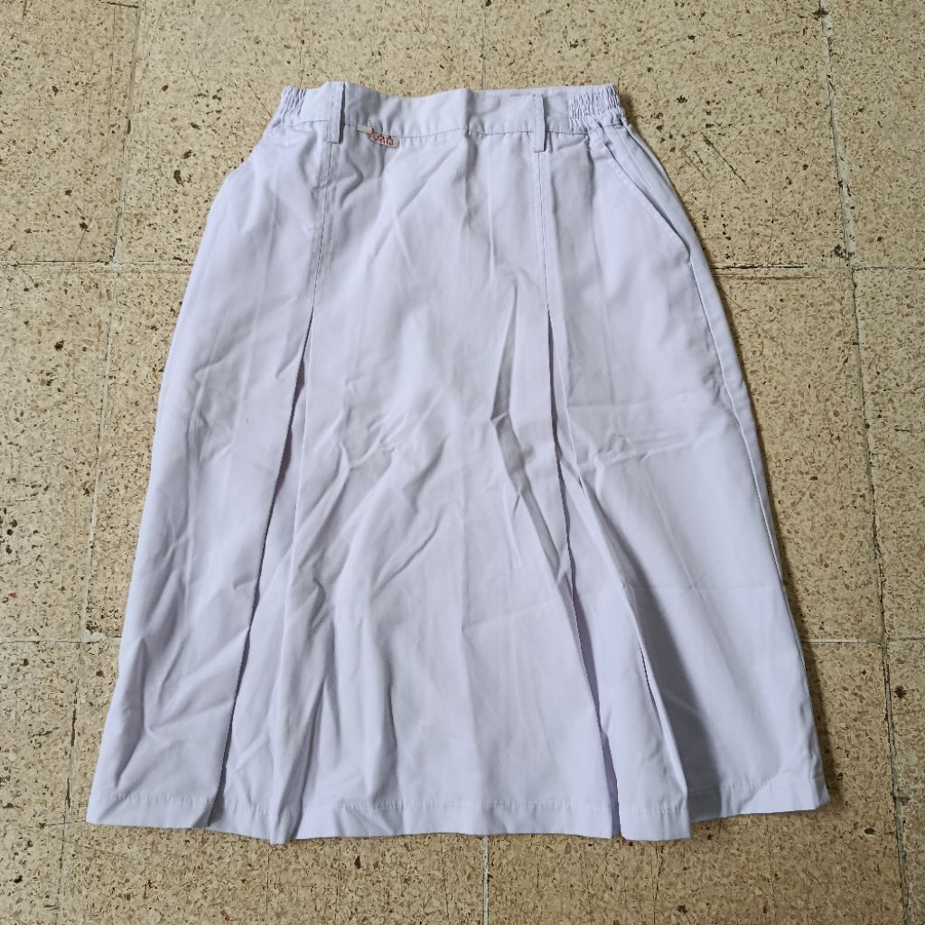 PL rok sekolah span putih pendek merk rita / thunder 45