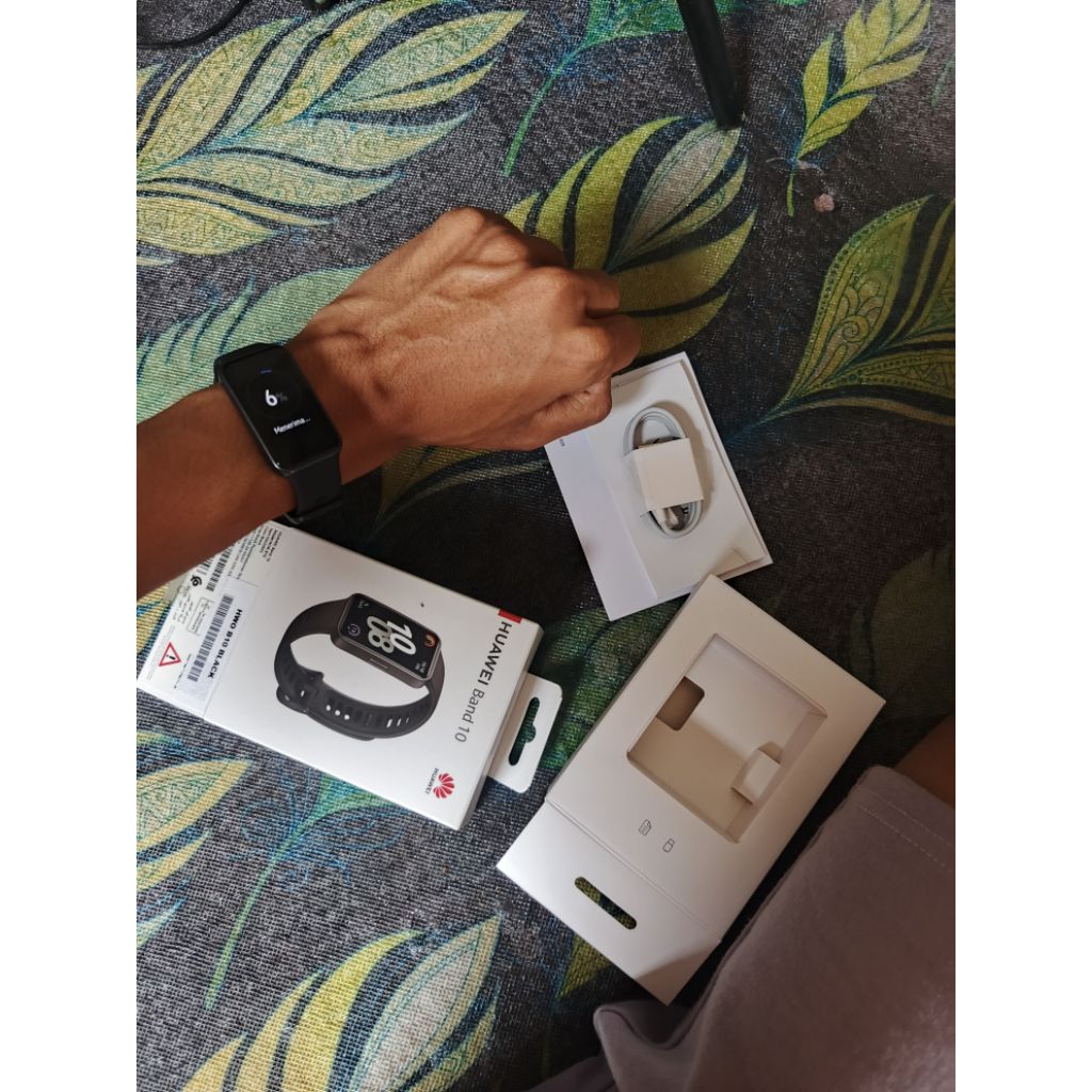 huawei band 10 second