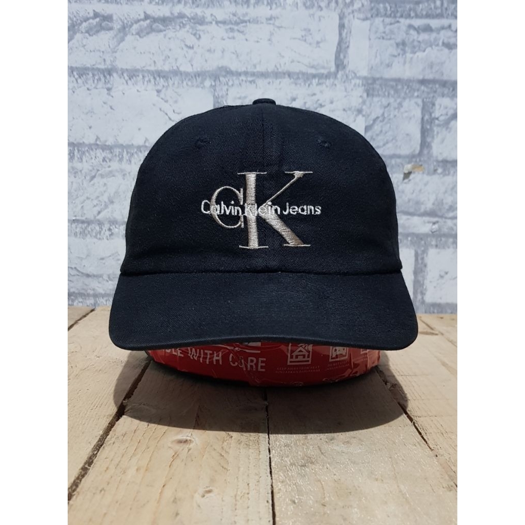Topi Calvin Klein Jeans