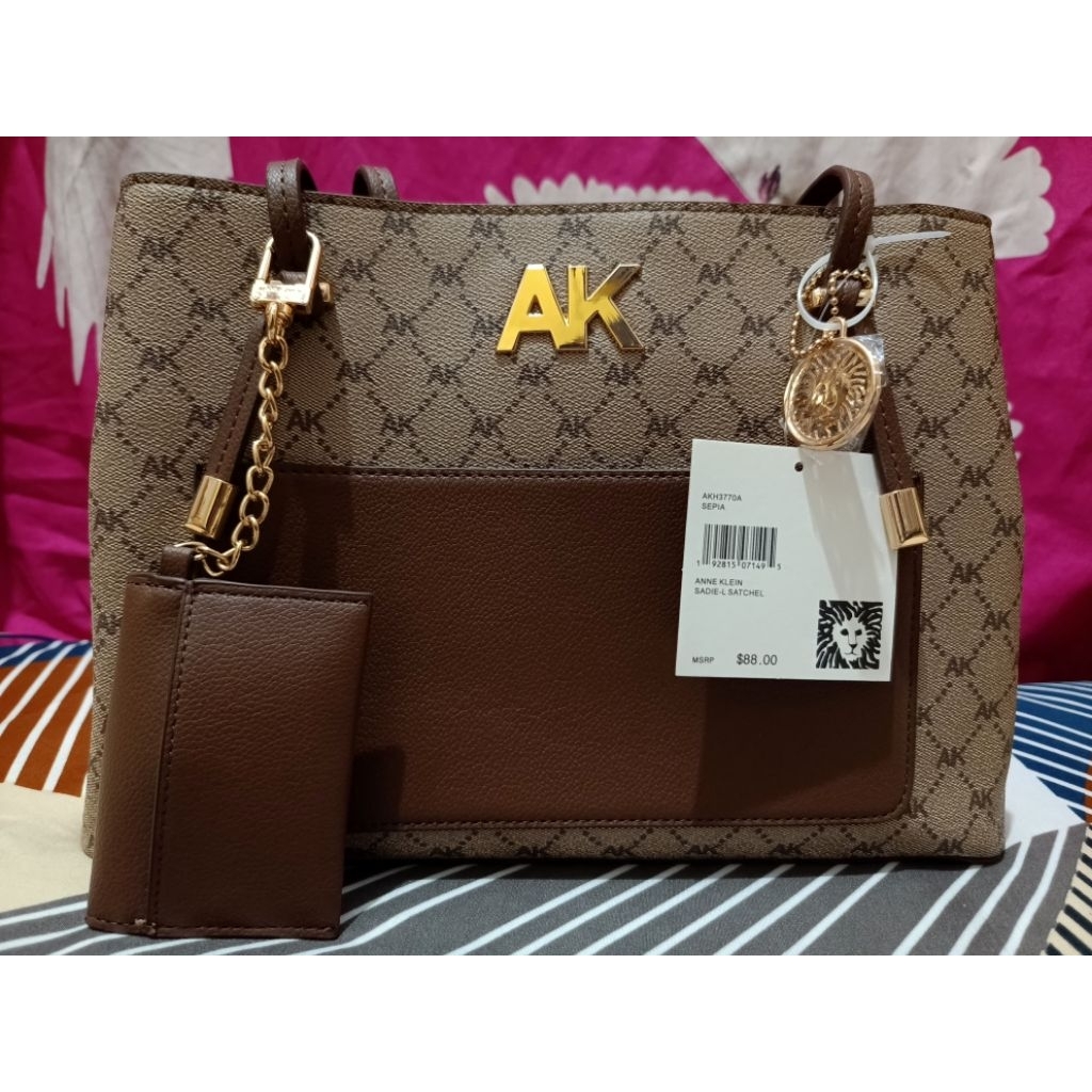 Tas Anne Klein