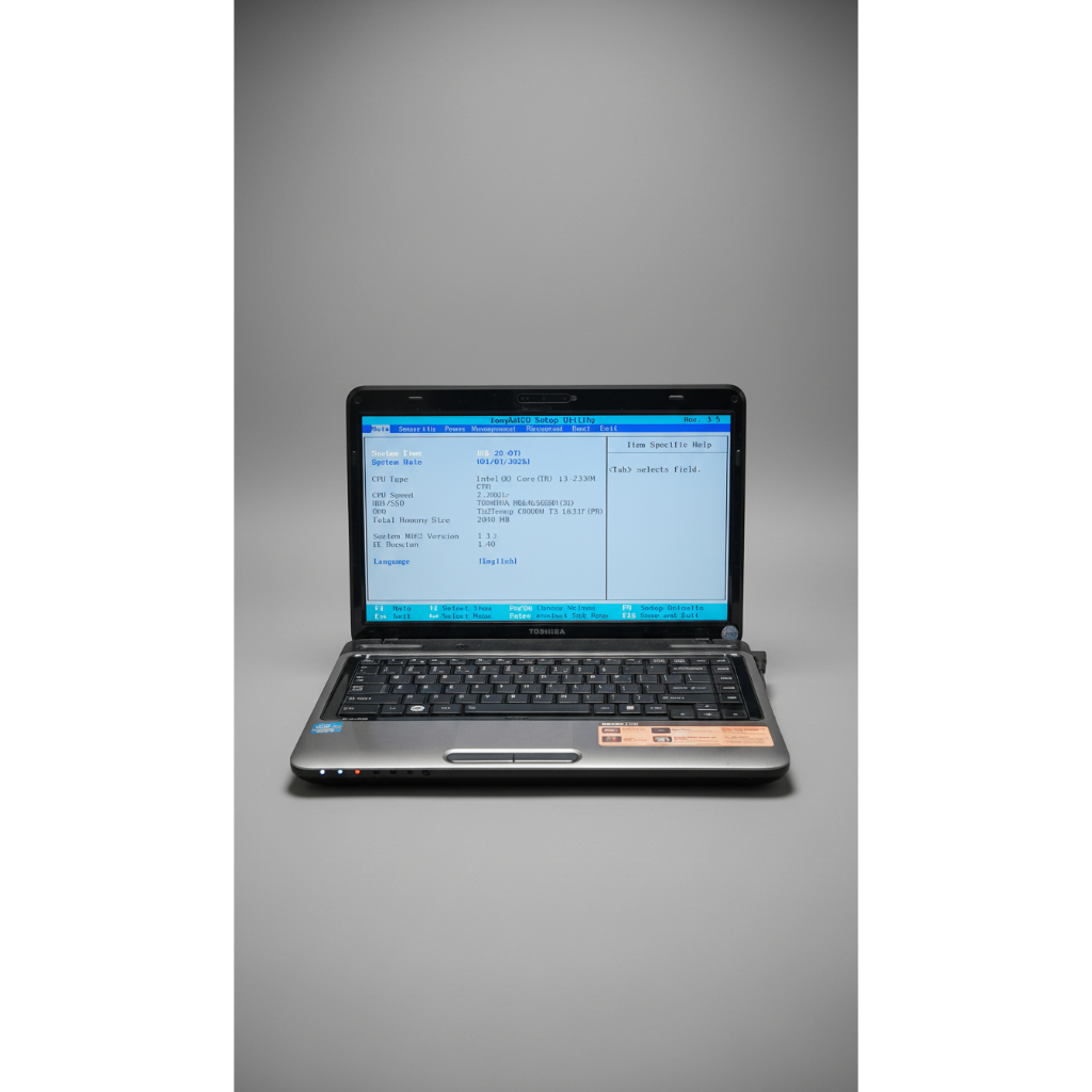 Laptop Toshiba satelite L745 core i3