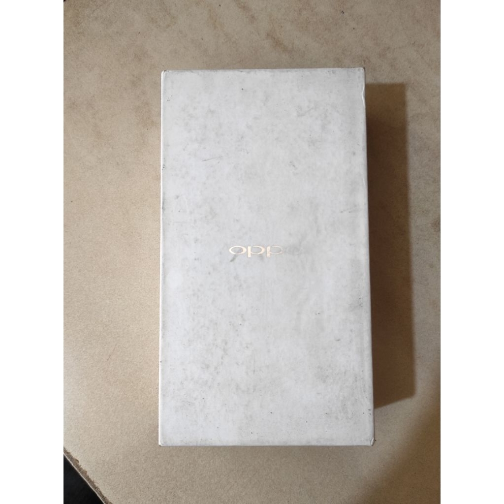Dus Box Kardus kotak hp Oppo A3s Bekas