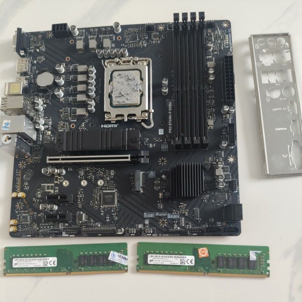 PAKET MOBO MSI PRO B760M-P DDR4 + I5 12400F