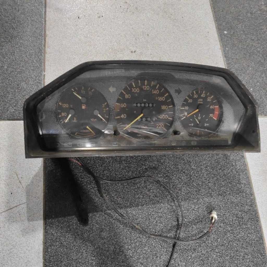 speedometer mercedes benz w124 original