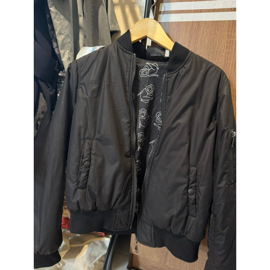 3Mongkis X Paola Serena