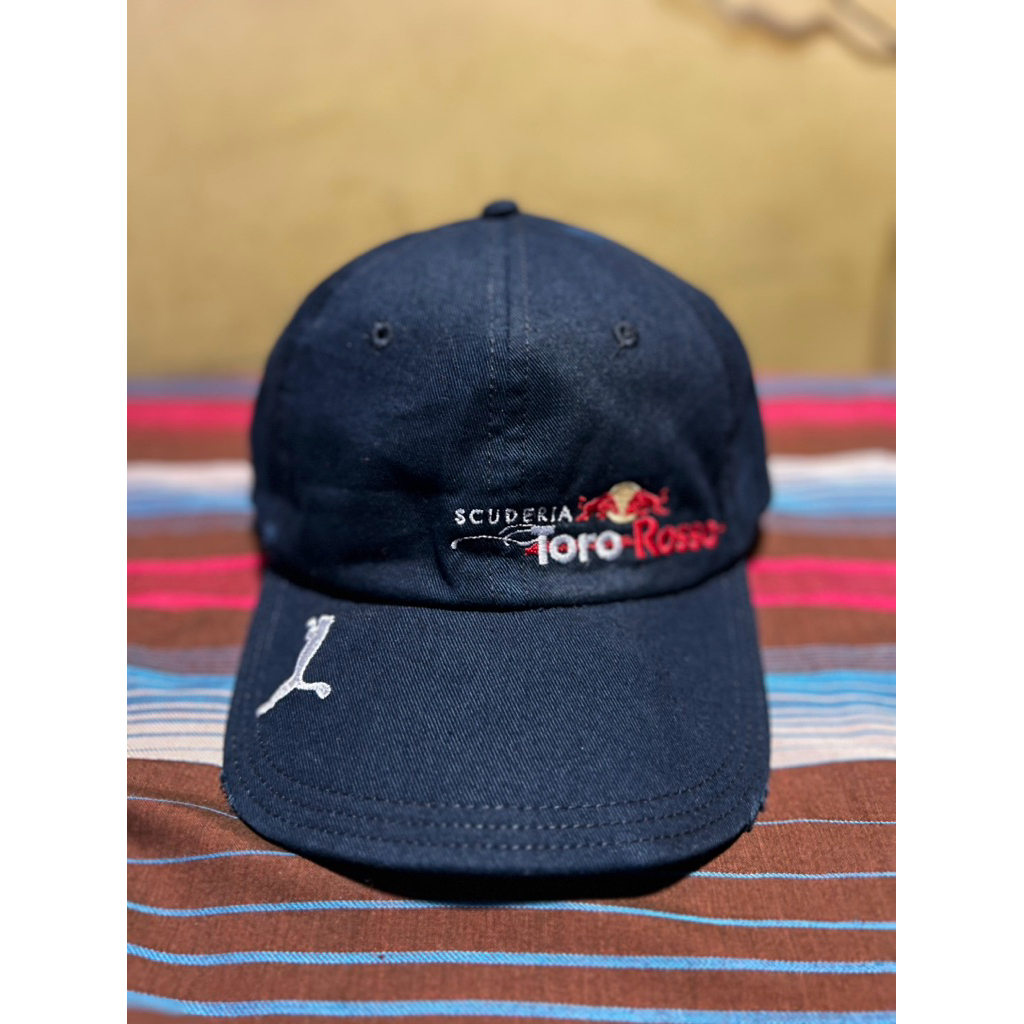 Topi Redbull toro rosso F1 team, puma