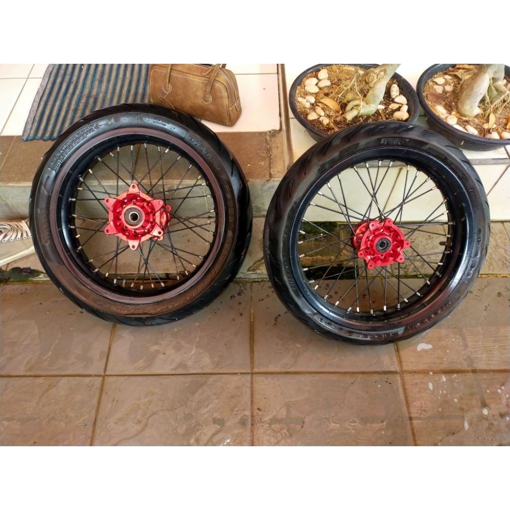 Velg Supermoto crf 150L