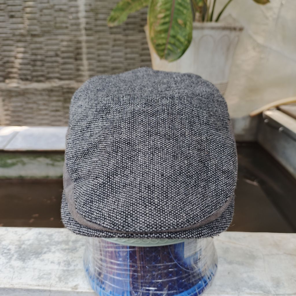 Topi Flat Cap kanvas mix kulit lost tag