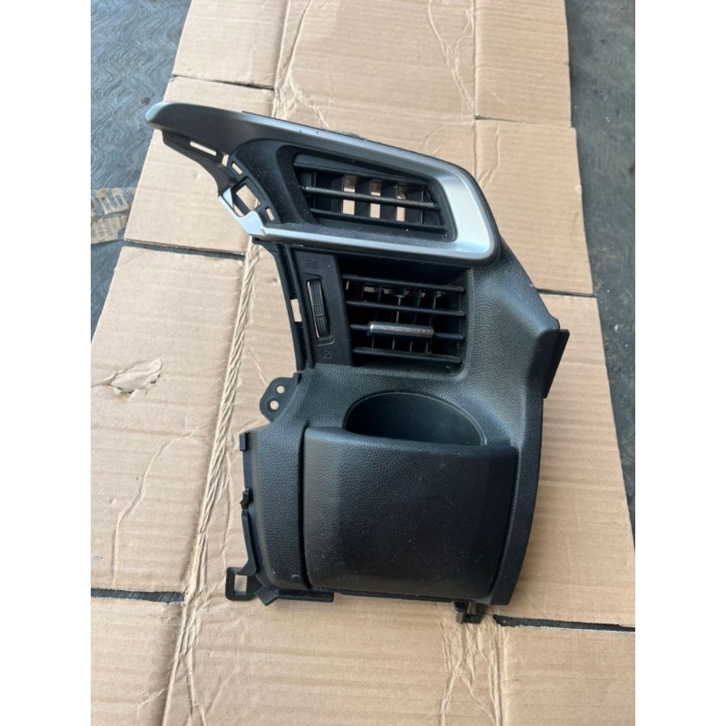 Kisi AC Jazz GK5 Kanan