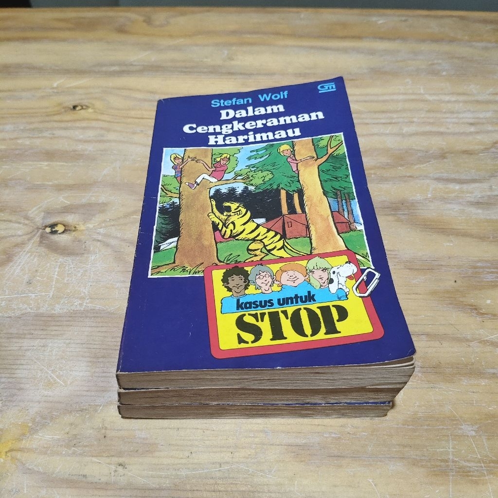 Novel Kasus untuk Stop Varian