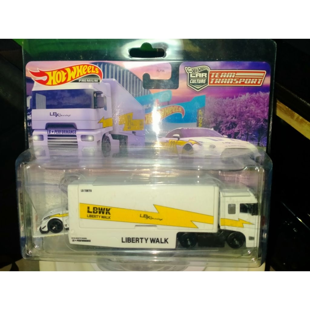 Hot Wheels Team Transport Nissan Skyline R35 LBWK - Team Transport