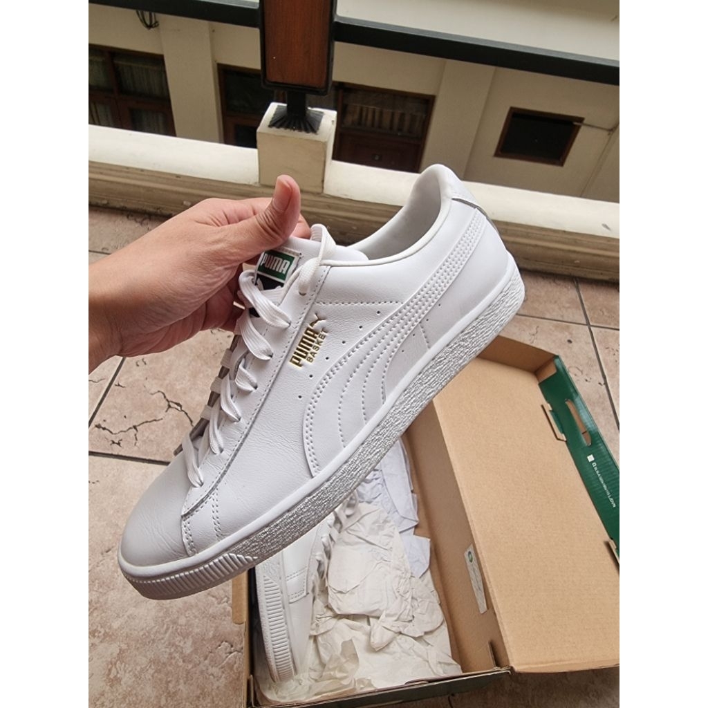 SEPATU PUMA PRIA SIZE 42 SECOND