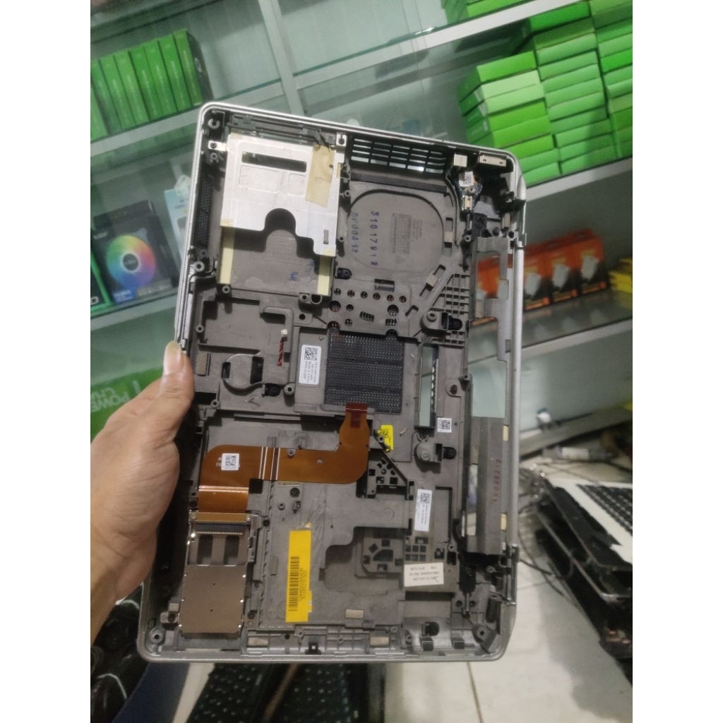 casing laptop dell E6330