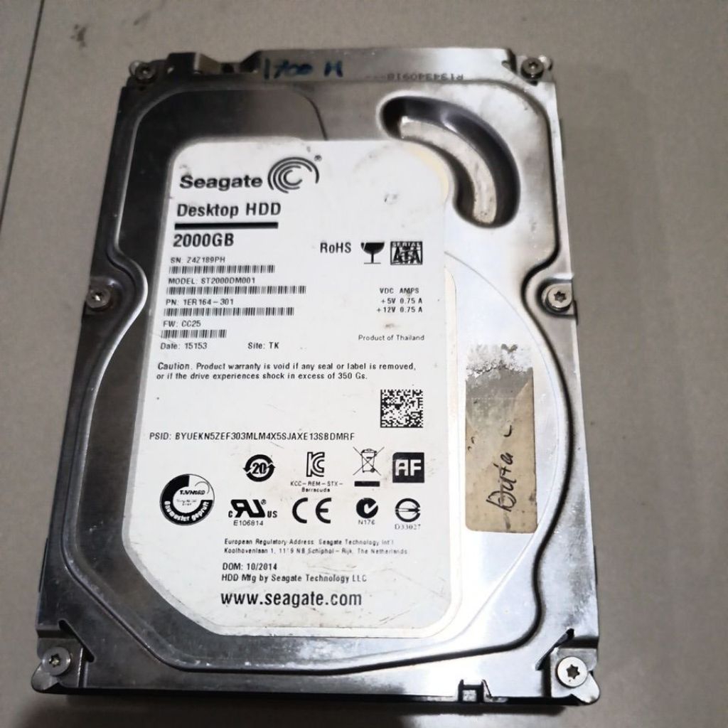 hardisk PC 3,5" Seagate 2TB kondisi rusak