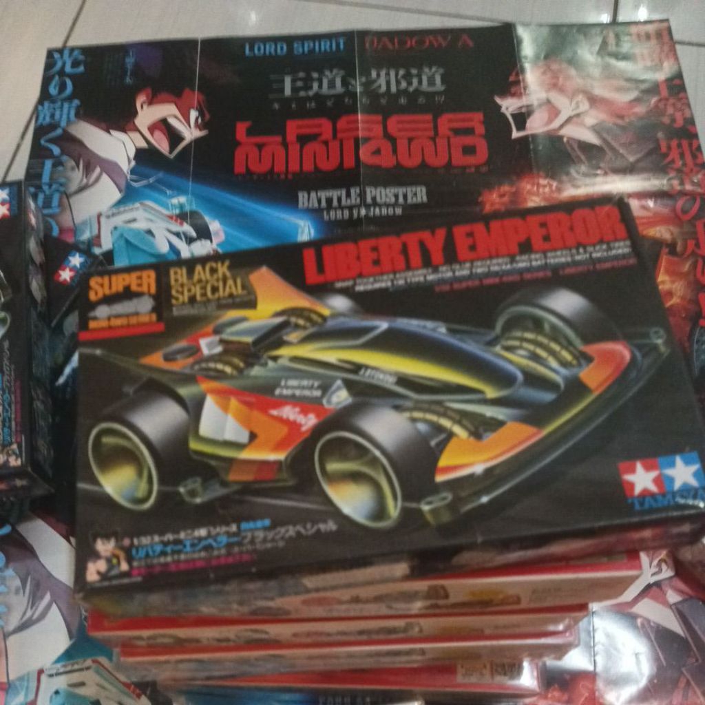 TAMIYA 18514 LIBERTY EMPEROR BLACK SPECIAL ( GEARBOX TRANSPARAN)