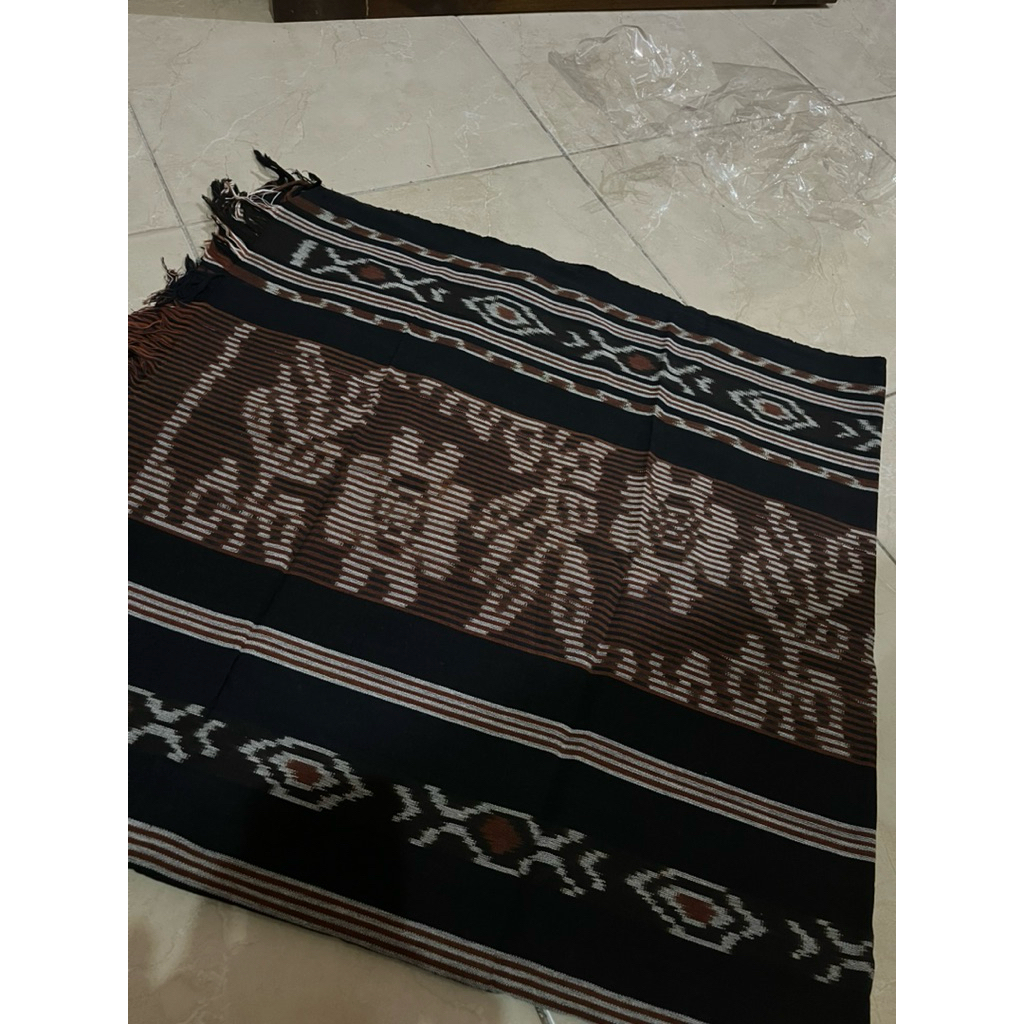 EKS KADO KAIN TENUN
