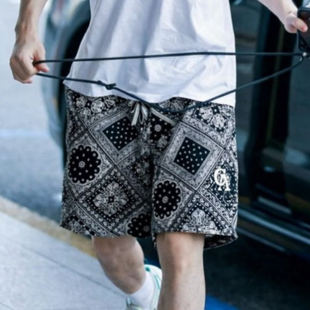 Cordo Short Pants Twill Stretch Paisley / Celana Pendek Paisley Twill Stretch Katun