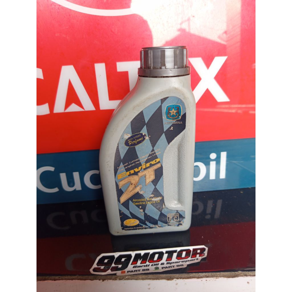 oli lawas jadul botol kaleng display pajangan enviro petamina 2t 2tak 2stroke 2 t tak stroke