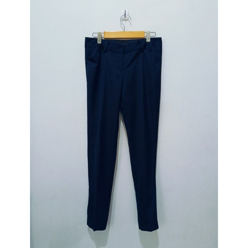 Celana kerja bahan formal salur hitam navy 28 TX the executive