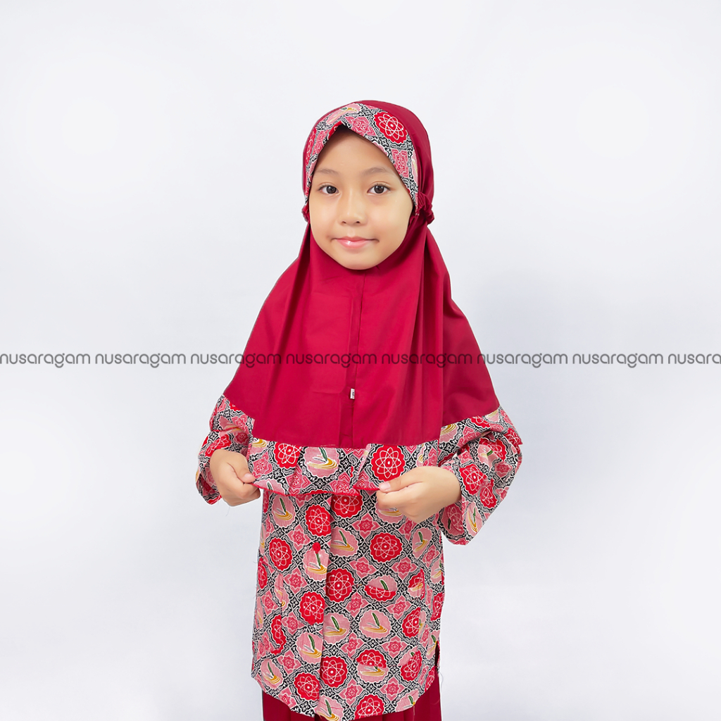 Nusaragam Jilbab Instan Pad Karet JSIT Merah Jilbab Seragam Sekolah SD Perempuan